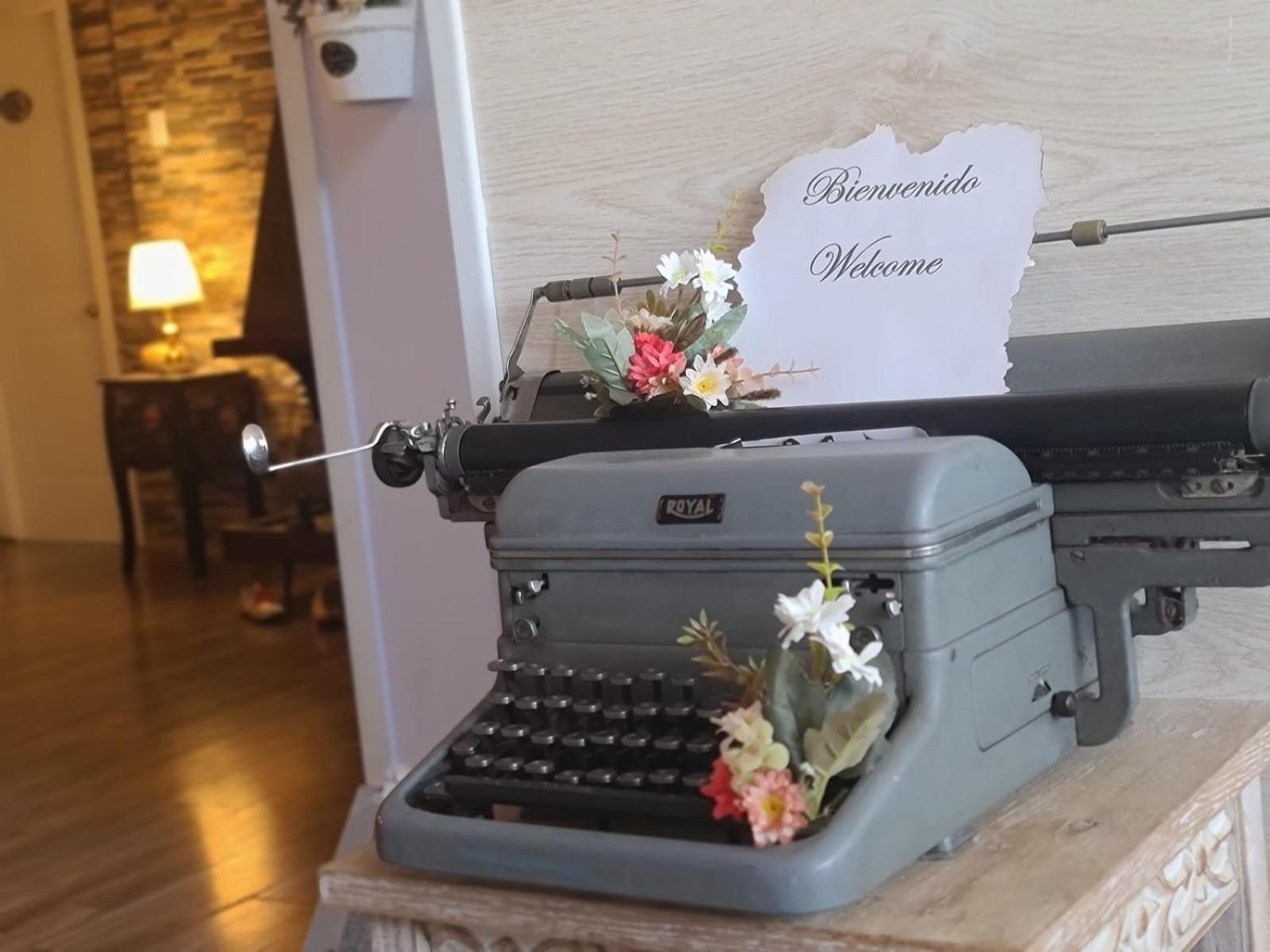 Arte Brisa Hostal Boutique プエルト・ナタレス エクステリア 写真